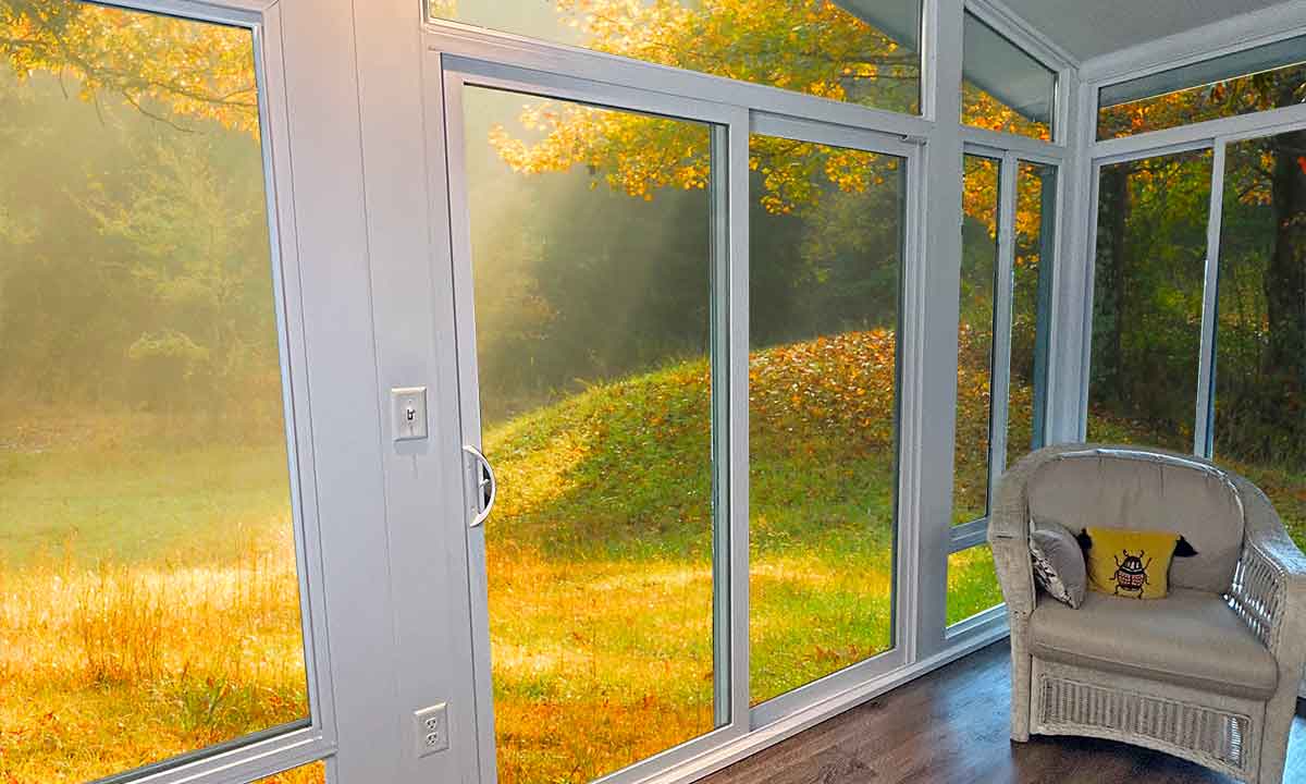 Sunroom with nature view ourside